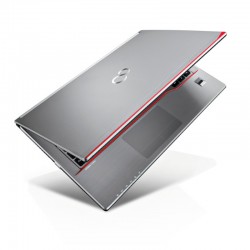 Fujitsu LifeBook E736 Core i5 6300U 2.4 GHz | 8GB | 500 SSD | TCL NOVO | WEBCAM | WIN 10 PRO