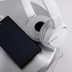 Auscultadores Sony MDRZX110APW | com microfone | Jack 3.5 | Branco